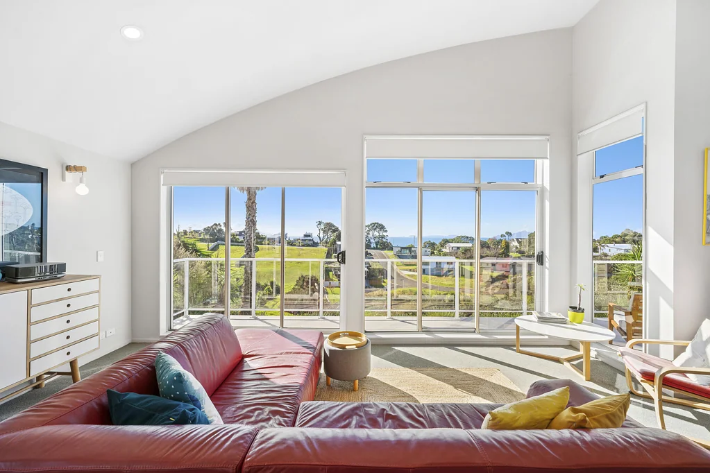 Langs Beach 4Zimmer Ocean Views and Sunshine - See It Today