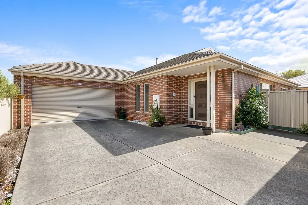 Alfredton 3 Bedroom Spacious, Low-Maintenance Living in the Heart of Alfredton