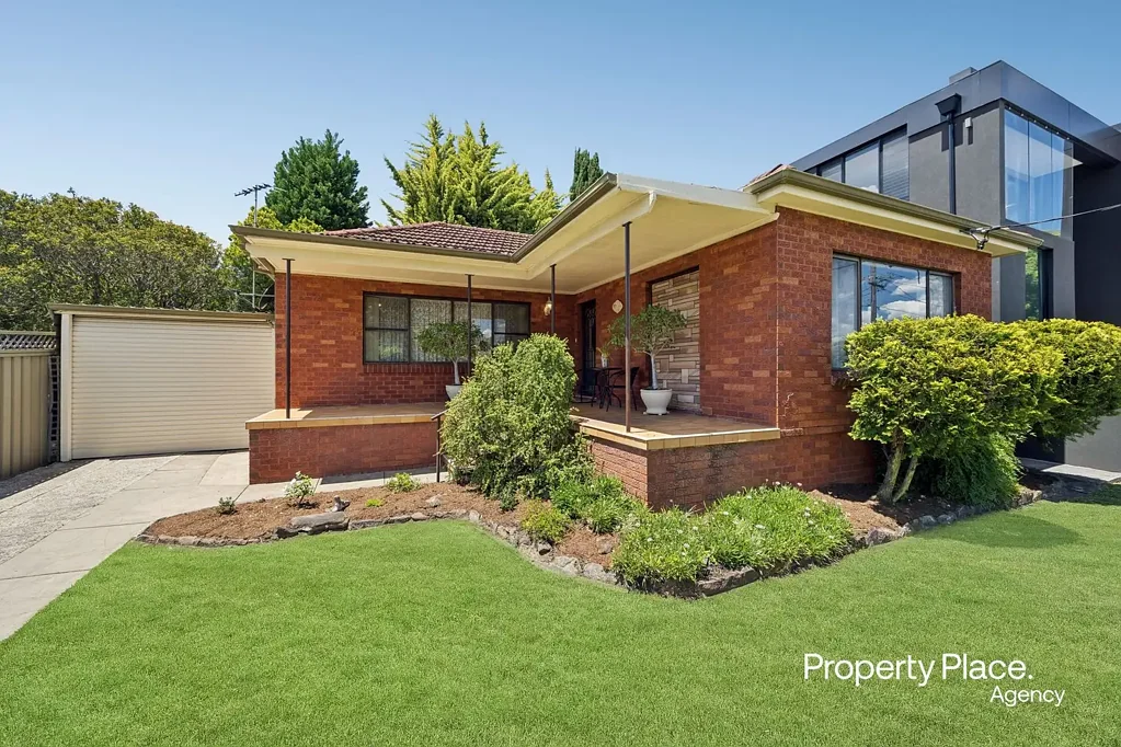 81 Victor Avenue, Picnic Point, NSW 2213