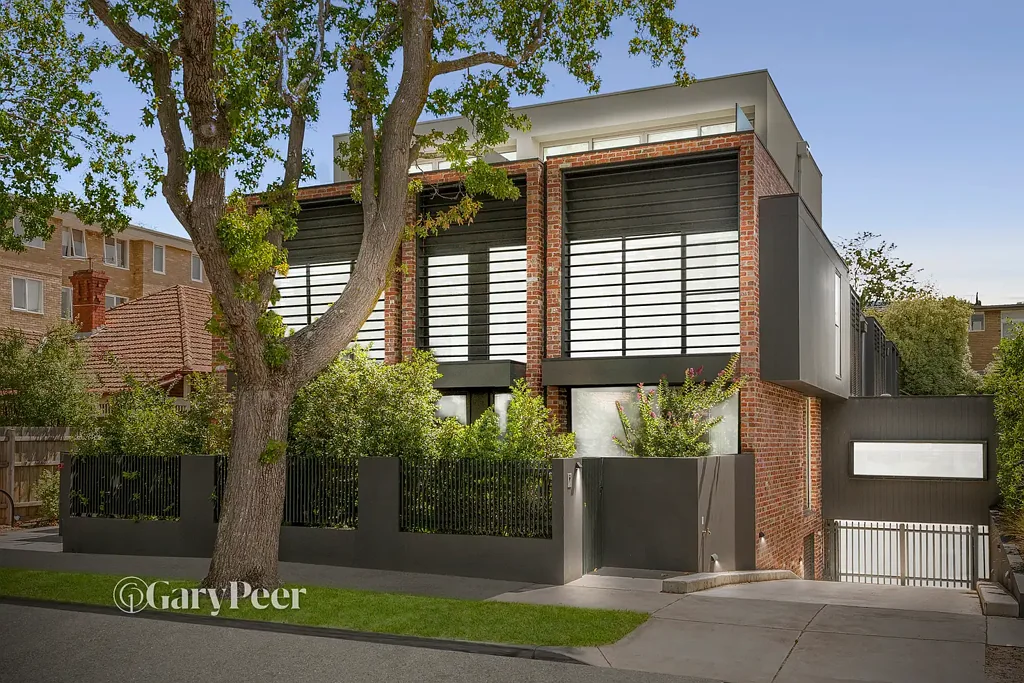 1/7 Hughenden Road, St Kilda East, VIC 3183