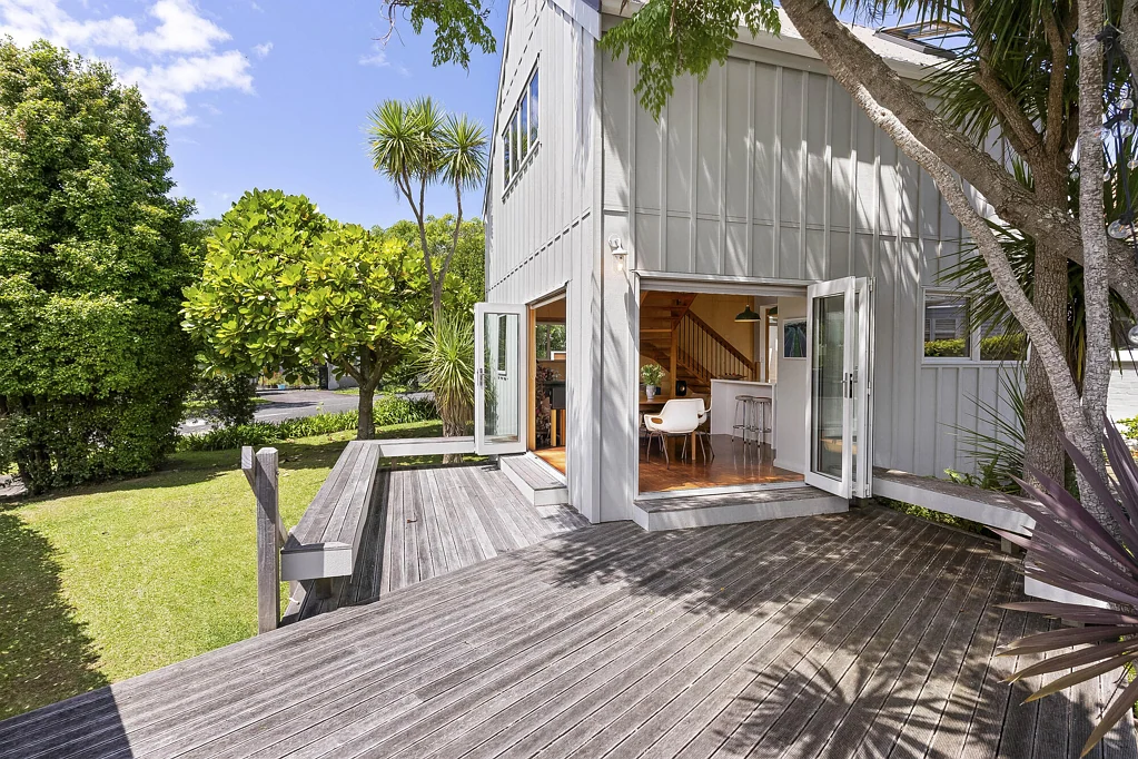 7 Kanuka Street, Point Chevalier, Auckland City, Auckland