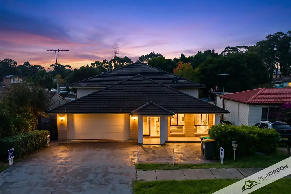 Spacious 7-Bedroom Family Home for Rent in a Quiet Seven Hills Location