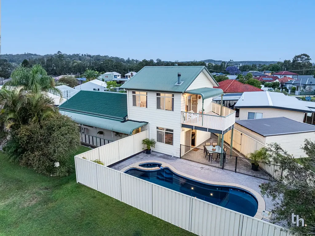 1 Martin Street, Warners Bay, NSW 2282