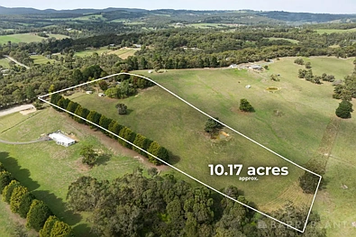 Macclesfield 5 Slaapkamer 10-ACRE LIFESTYLE HAVEN WITH EXPANSIVE FAMILY LIVING