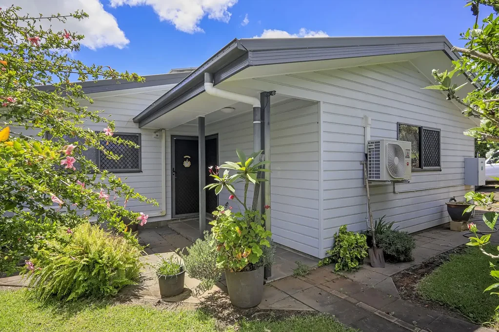 9 Breen Court, Mcilwraith, QLD 4671