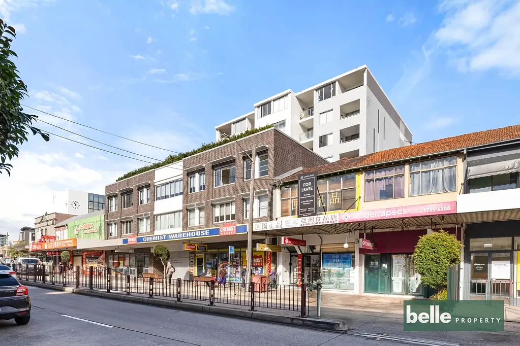 Stylish One-Bedroom + Oversized Study in Ashfield's Lumina