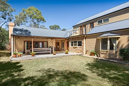 2 Whittle Street, Crib Point
