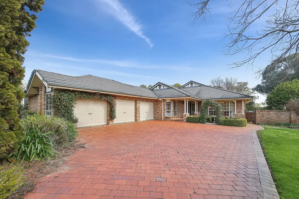 Mudgee 4 Slaapkamer Space, Privacy, And Prime Location