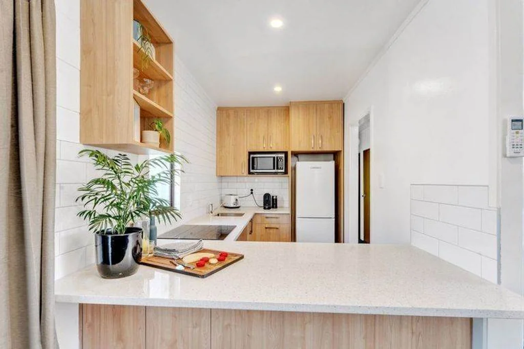 For Rent: Modernised 2-Bedroom Unit with Garage!