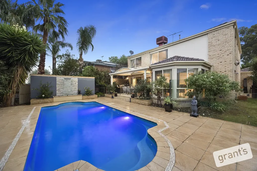 Narre Warren South 4Zimmer Space and Comfort in Elite Location