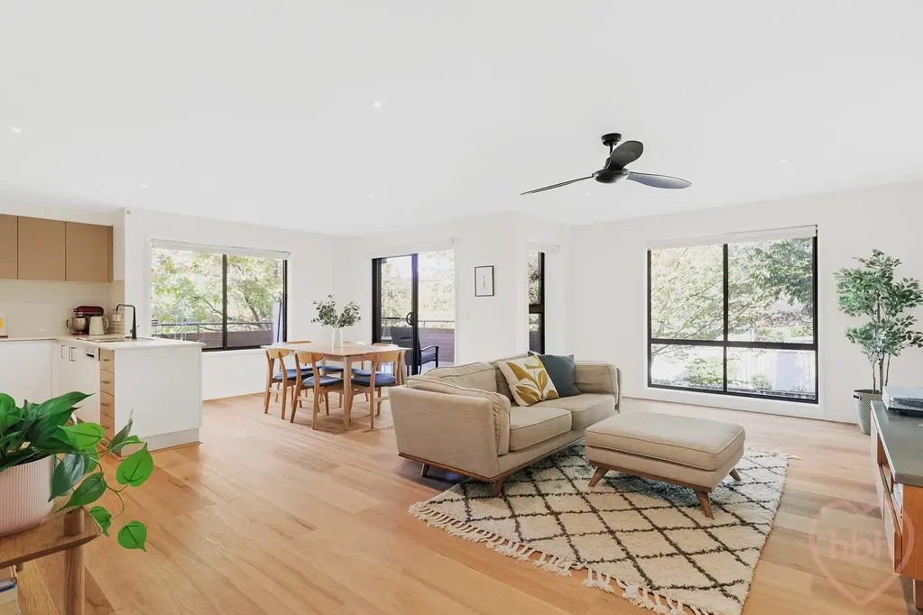 Lyneham 2ห้องนอน the luxury of space – renovated, elevated, and perfectly placed