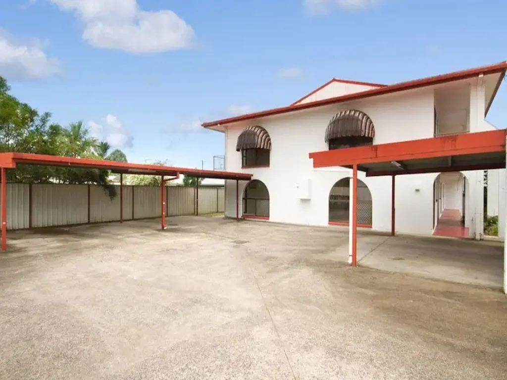 Modern Two-Bedroom Ground Floor Unit!