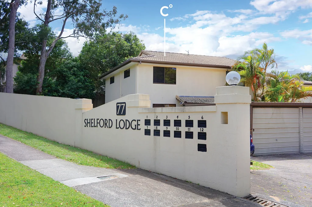 1/77 Olsen Avenue, Labrador, QLD 4215