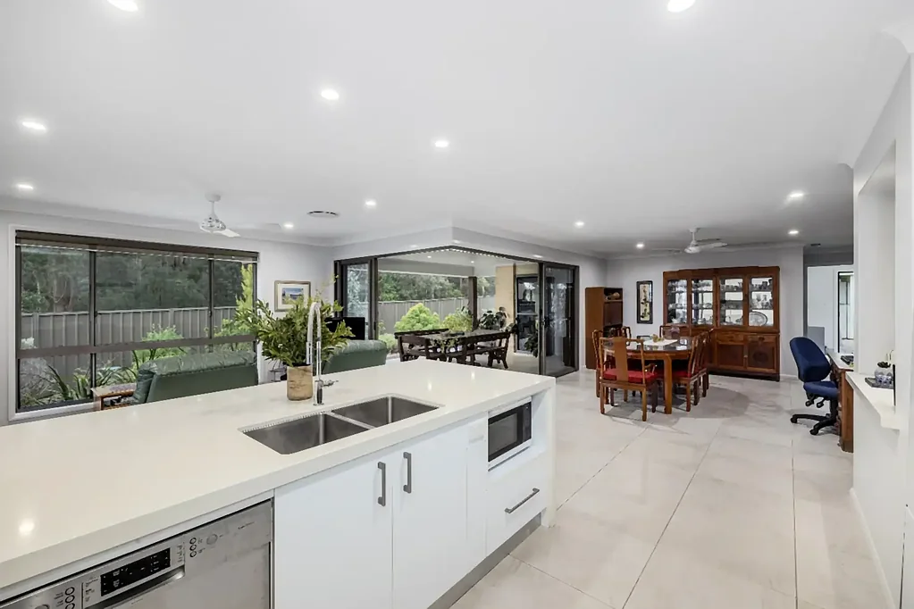 105 Flinders Drive, Laurieton, NSW 2443