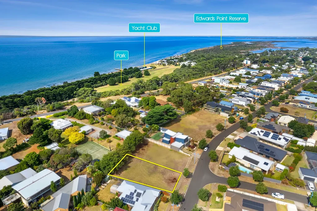 19 Mainsail Drive, St Leonards, VIC 3223
