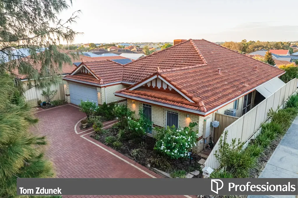25 Brockwell Parkway, Landsdale, WA 6065