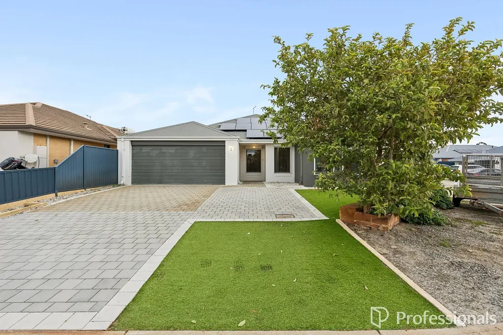 Spacious 4x2 Family Home in Prime Byford Location