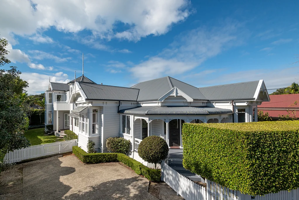 Devonport 5Habitaciones Family sized character in Cheltenham