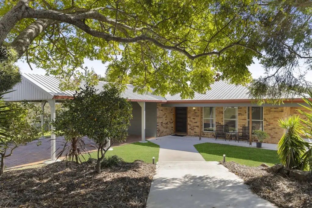 Darling Heights 4部屋 Charming Family Home on 2.5 Acres!