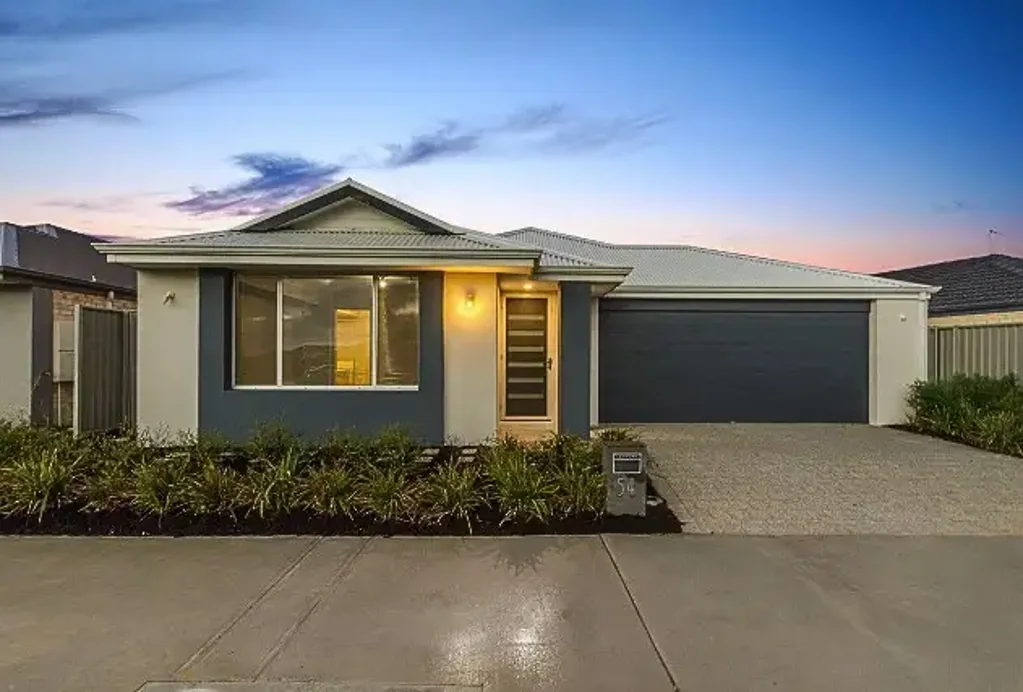 Eglinton 3房  UNDER OFFER!! UNDER OFFER!!
