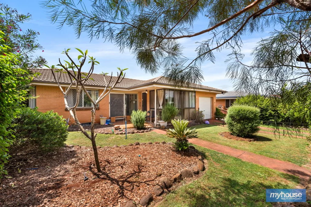 32 Richmond Drive, Wilsonton, QLD 4350