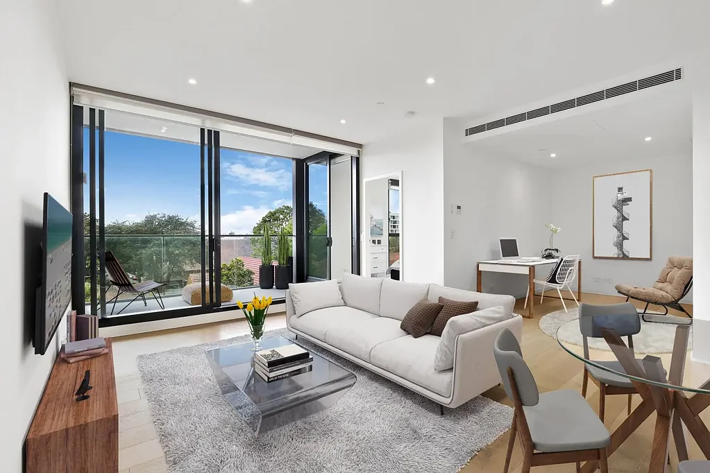 Chatswood 1房 现代东向设计 优质石材台面 步行至Westfield 便捷交通 学区房 专属停车位 Impressive One Bedroom Apartment Plus Study in Prime Location