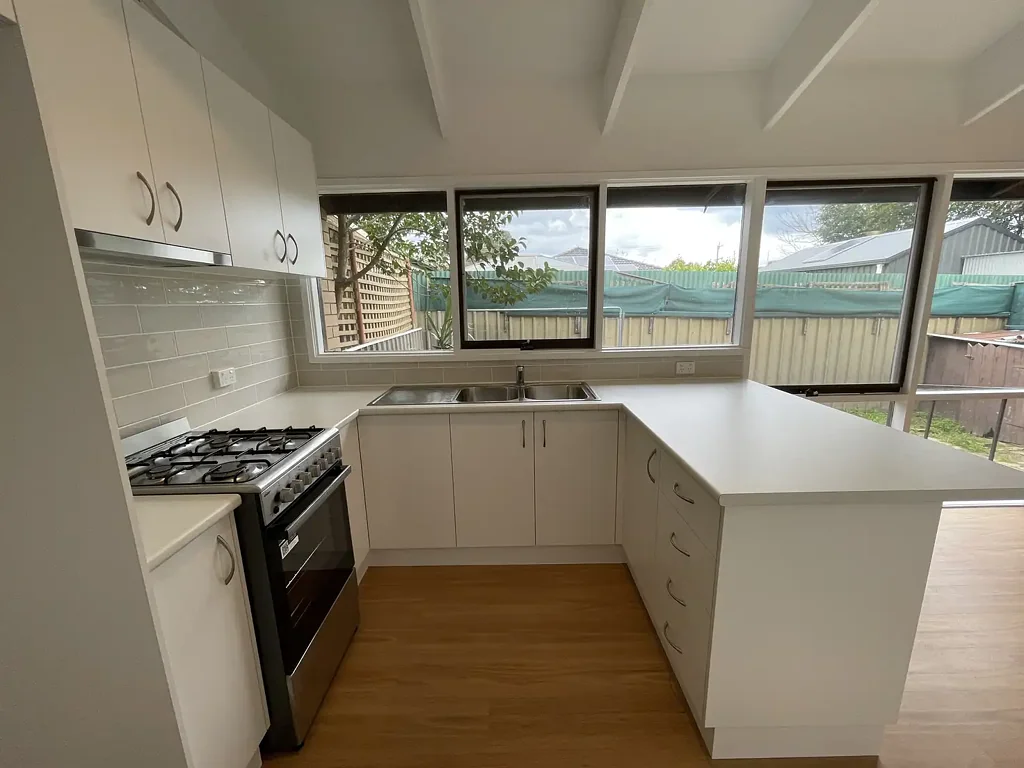 Lavington 3Zimmer Freshly Renovated 3 Bedroom Townhouse