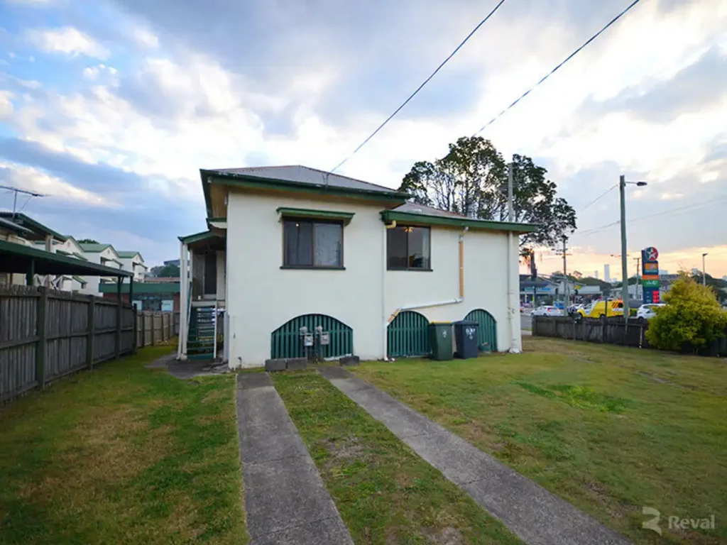 Cosy Flat/Duplex in Prime Location