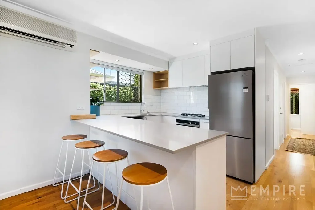12A Glenister Road, Hamilton Hill, WA 6163