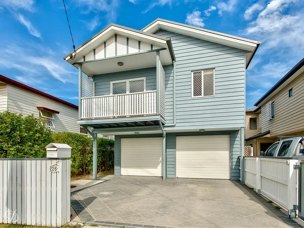 High Set Contemporary Family Home