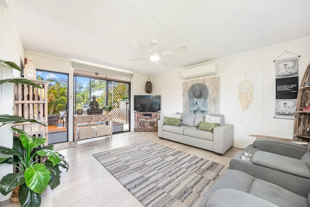 Torquay 3 Bedroom Peace and Tranquillity -  A Balance Between Coastal and Rainforest Living
