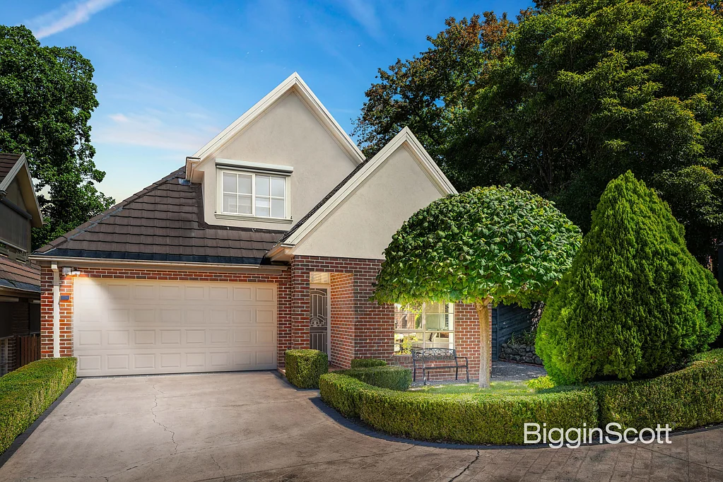Glen Waverley 3部屋 GENEROUS, STYLISH, AND IN A STUNNING SECURITY GATED GARDEN COMPLEX!
