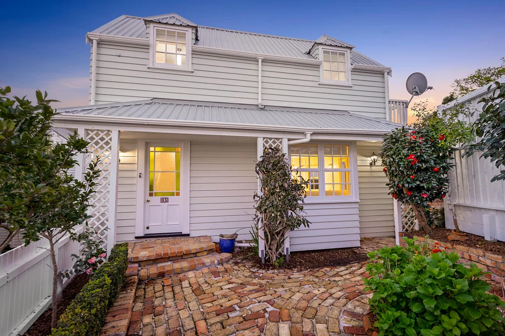 Parnell 3Zimmer Time To Brighton Up Your Life | Ben Ryken