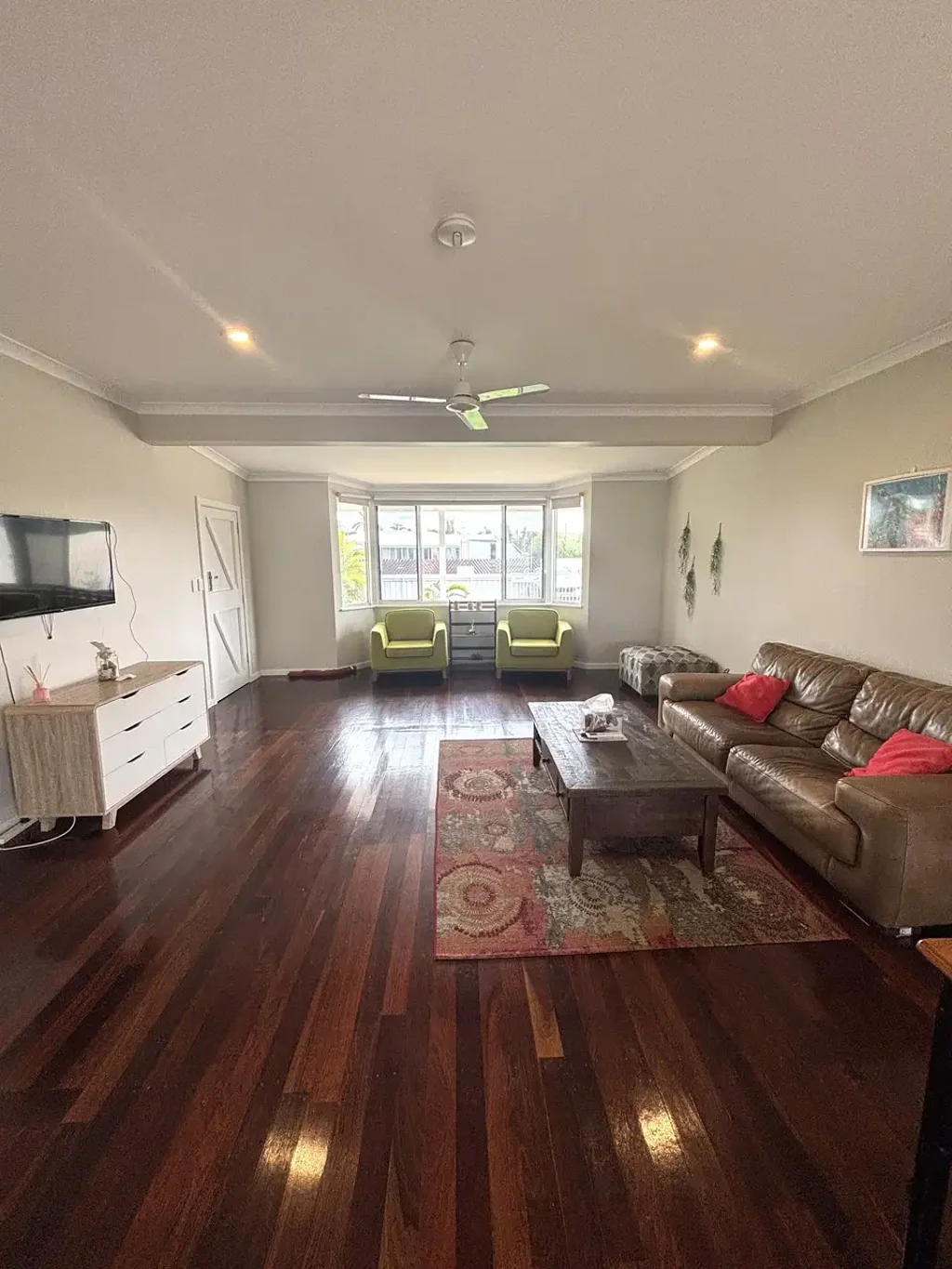 South Carnarvon 3房  Your Golden Ticket to Country Living
