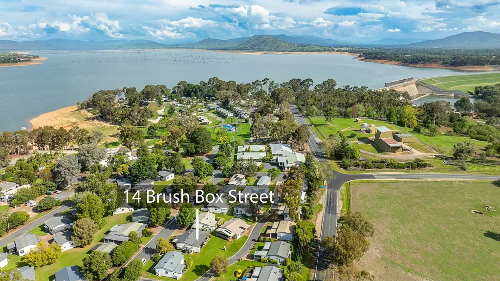 14 Brush Box Street, Lake Hume Village, NSW 3691
