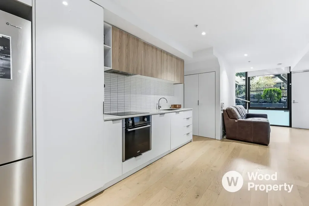 Modern Townhouse in the Sought-After STK Apartments
