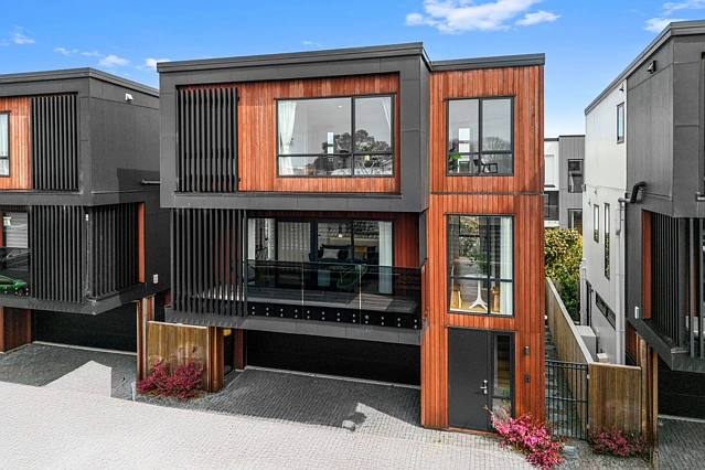 5B Lomond street, Takapuna, North Shore City
