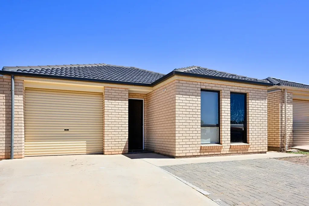 15 Dawn Street, Whyalla Stuart, SA 5608