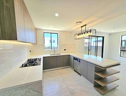 24 Edgbaston Road, North Kellyville, Central Tablelands, 5 غرف, 3 حمامات, House