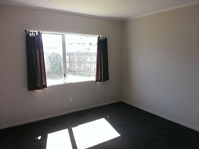 1/5 Solveig Place, Randwick Park, Auckland - Manukau, 3 Schlafzimmer, 1 Badezimmer