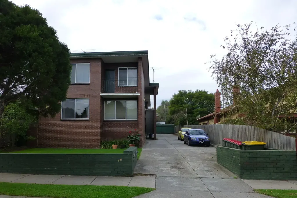 REFURBISHED 2 BEDROOM - BRAND NEW KITCHEN