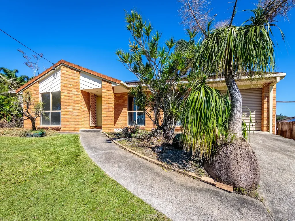 Nerang 3房  Bring Your Tools & Vision - Create Your Dream Home with Hinterland Views!