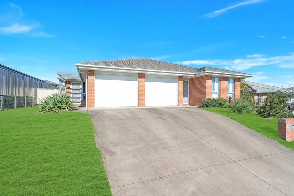 Worrigee 5房  Instant Cashflow! TENANTED Dualkey Property in Nowra!