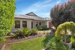 13 Yattarna Crescent, Nuriootpa