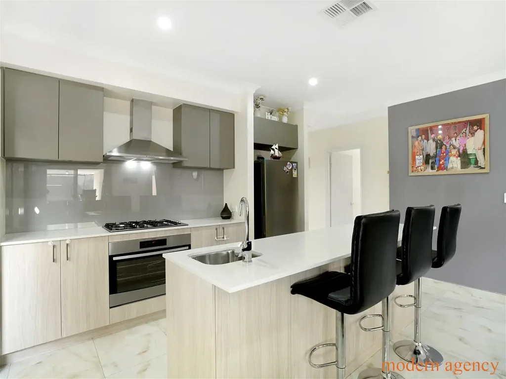 Wellard 4غرفة نوم Private, Secure & Energy-Efficient Living in the Heart of Wellard!