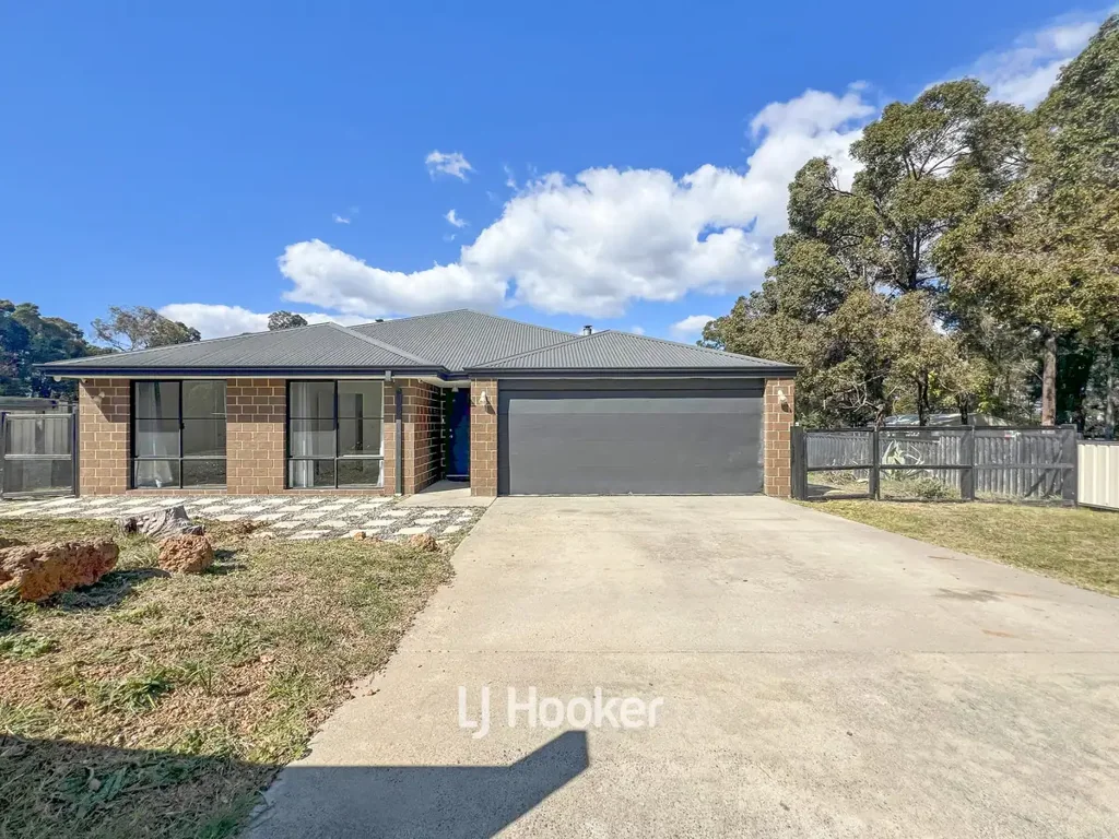 Spacious Family Home with Modern Comforts