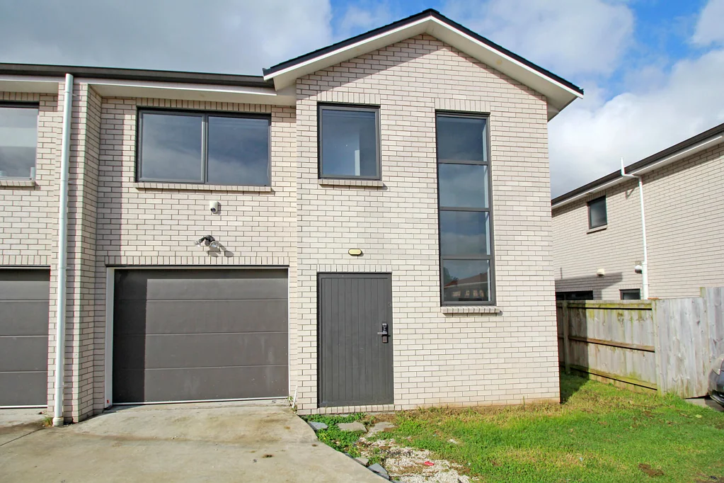Rosehill 3房  A Rare Backyard Find in Rosehill