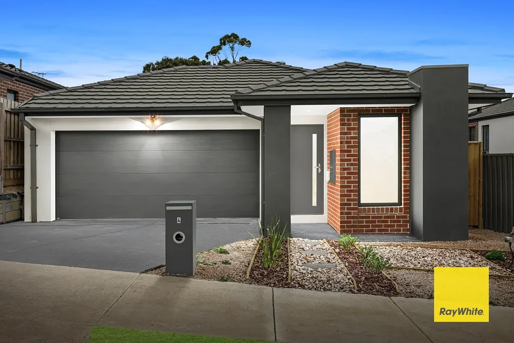 Mernda 4房  Brand New-4 Bed plus study !