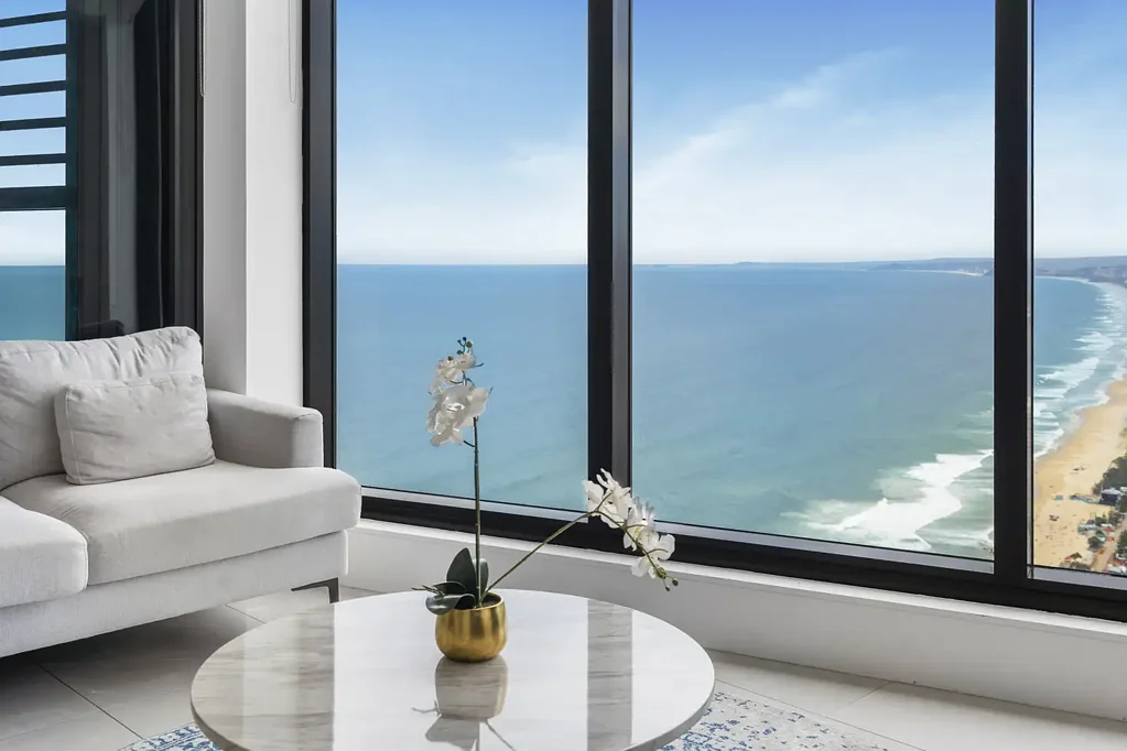 Surfers Paradise 2Kwarto 2-Bedroom Apartment in OCEAN with Secure Parking & Large Storage Shed