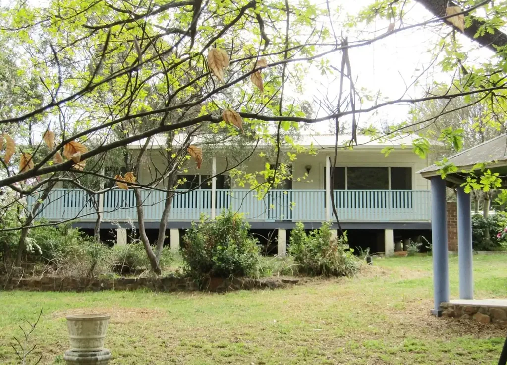 Wingello 3 Bedroom ENTRY LEVEL HOME : WALKING DISTANCE TO SHOP/CAFE/PARK/TRAIN STATION/SCHOOL
